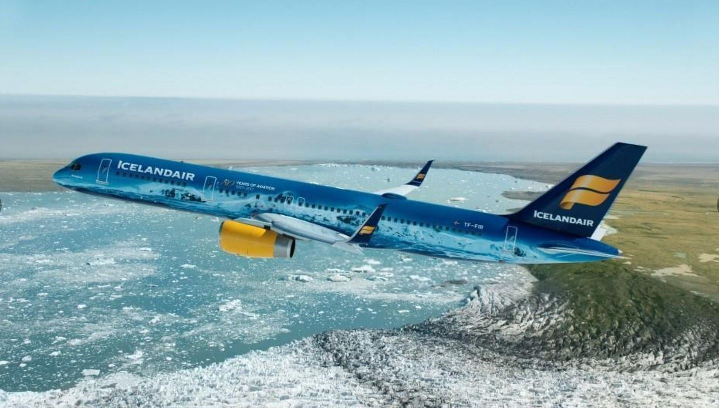 Αυτό είναι το πρώτο αεροπλάνο… παγετώνας – (εικόνες, βίντεο)